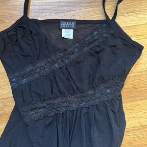 Joyce Leslie Asymmetrical Lace Trim Tank Top-Size small